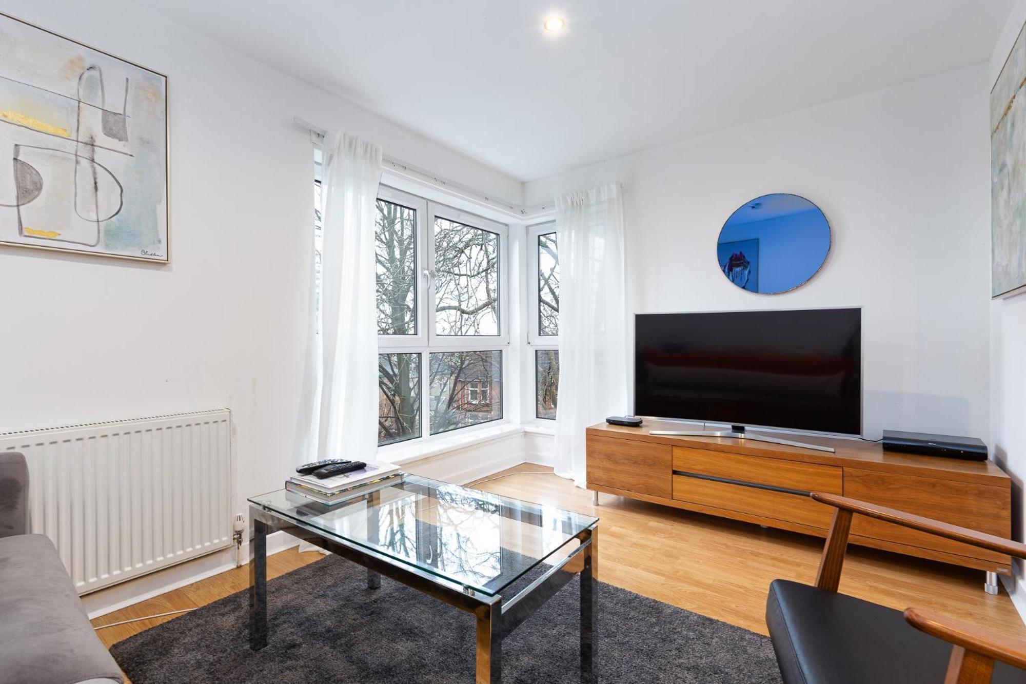 Modern 2 Bed Broompark/Central Apt. With Parking Glasgow Exterior foto